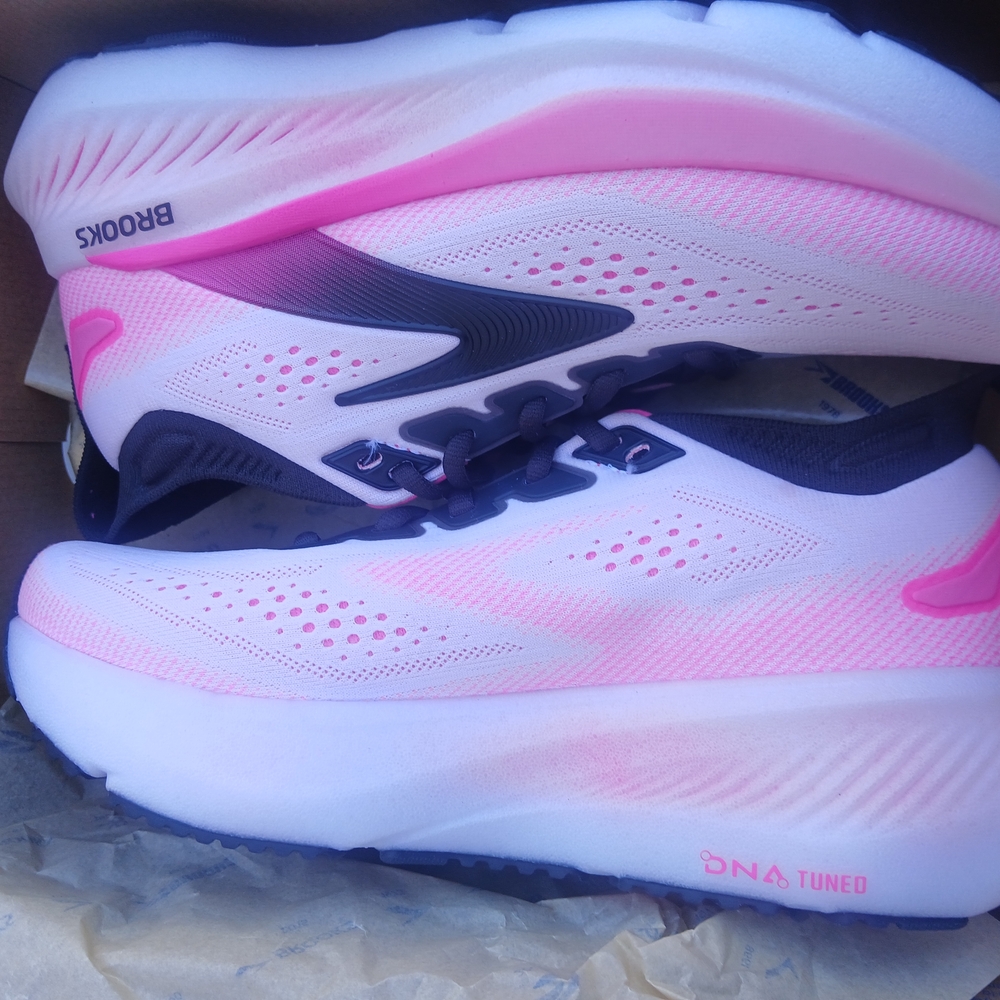 Brooks Women's Pink Running Shoes - Picture 11 of 13